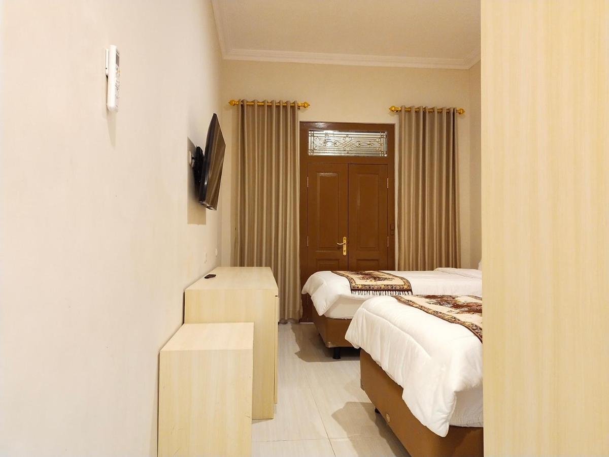 Omah Kura 1 Hotell Yogyakarta Exteriör bild