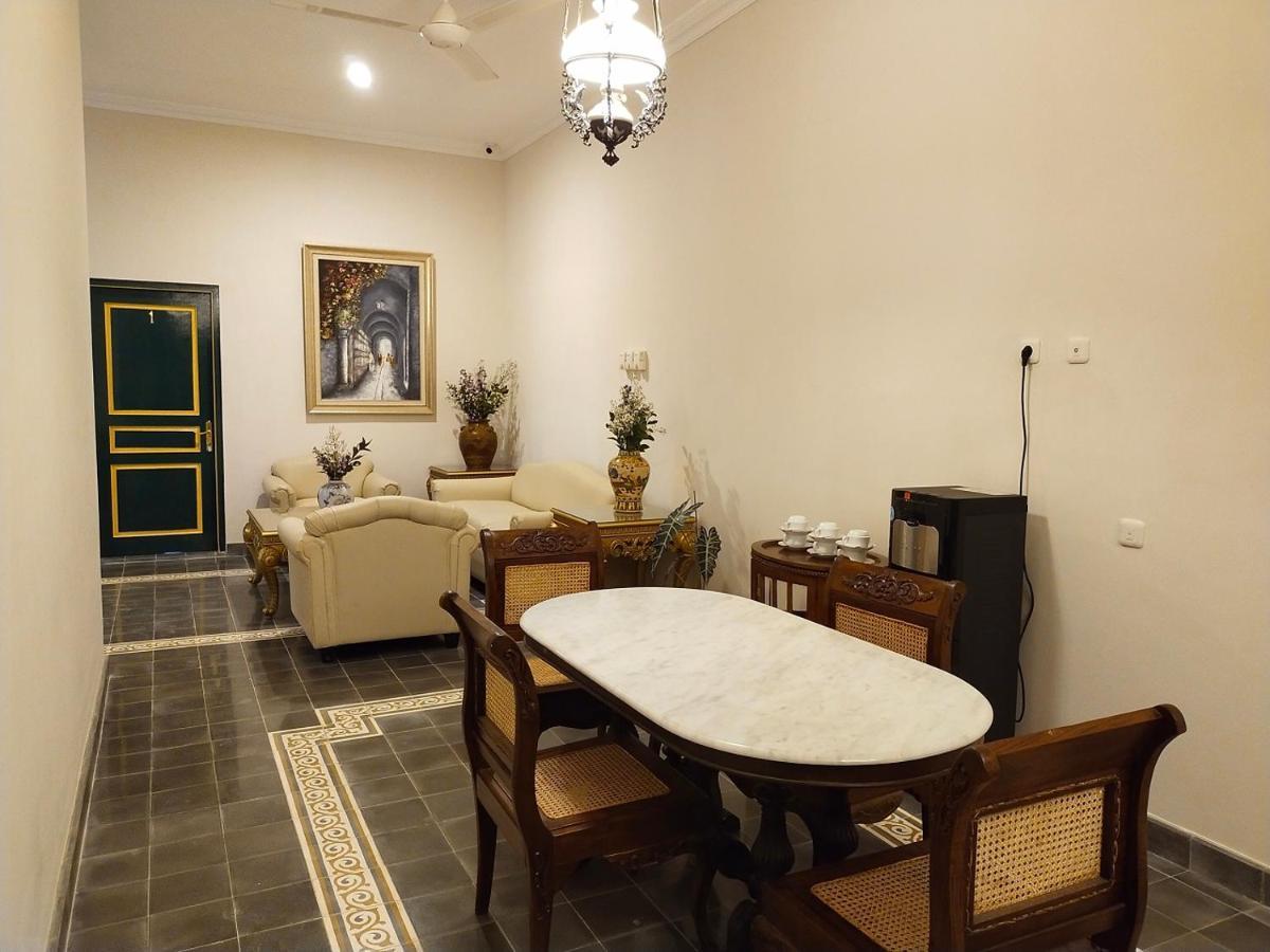 Omah Kura 1 Hotell Yogyakarta Exteriör bild